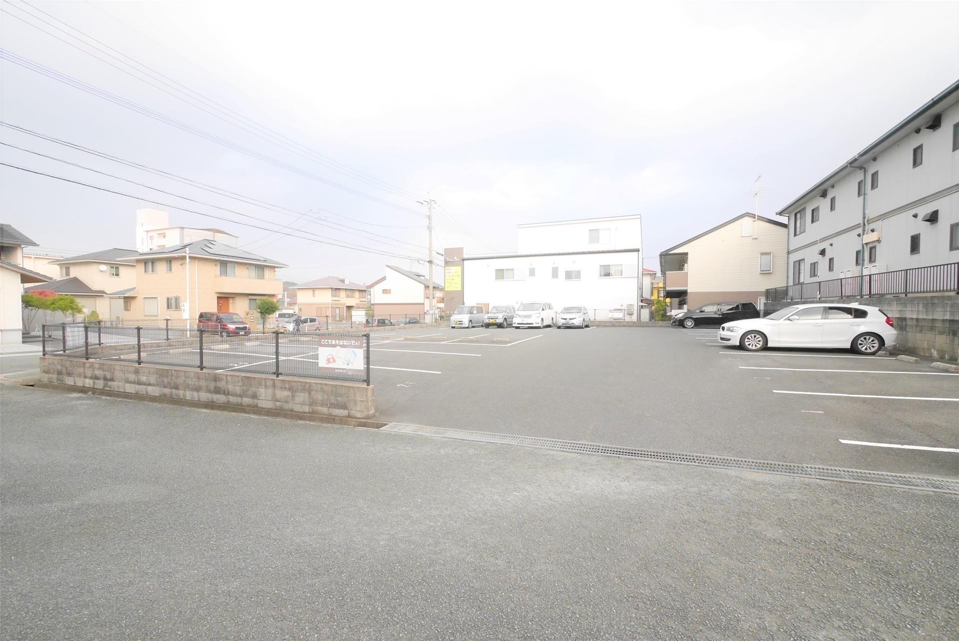 Kay´sパーキングⅡの外観・駐車場イメージ1枚目