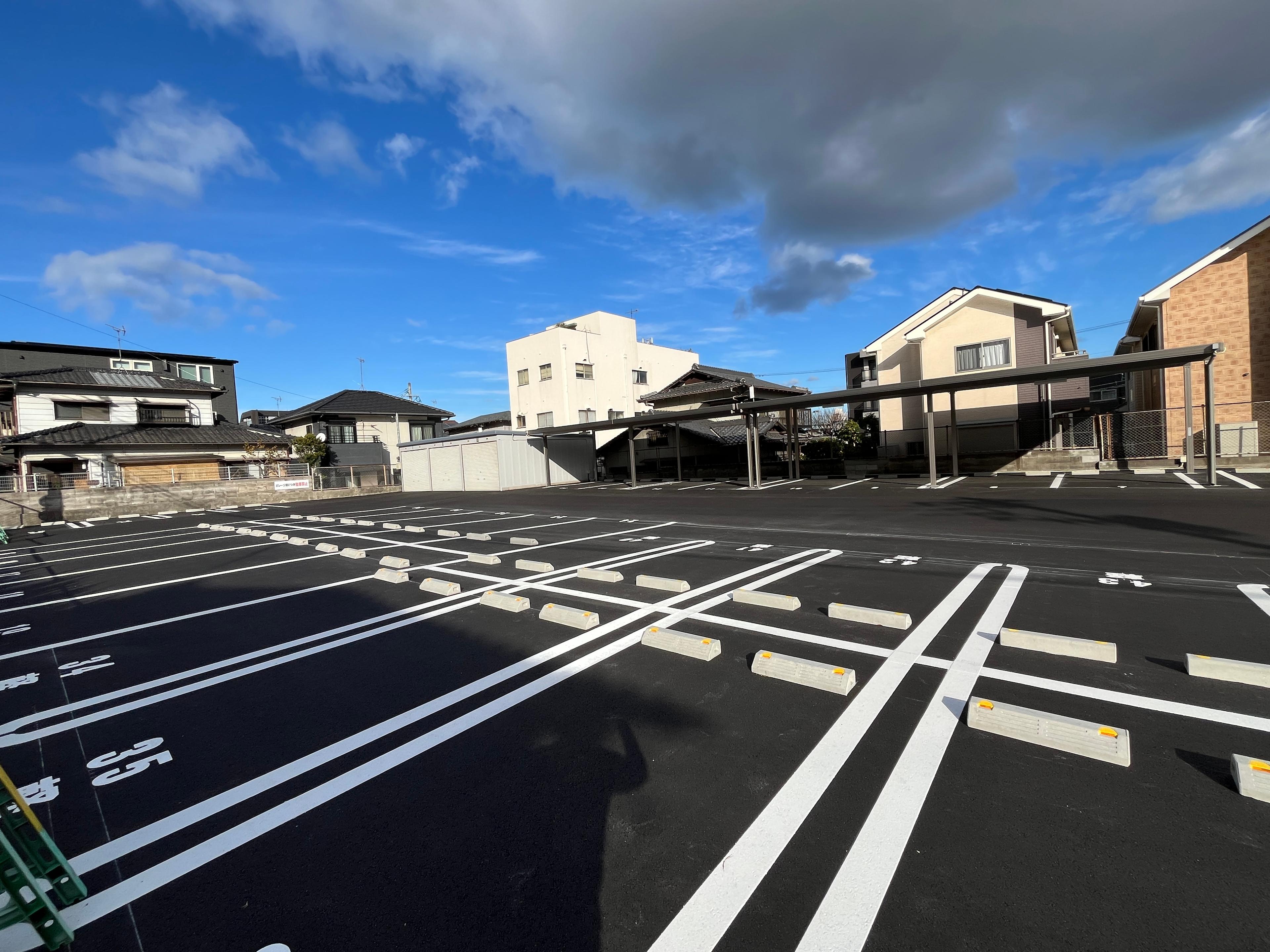 パークタカミネ30の外観・駐車場イメージ3枚目