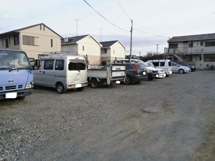 片倉（米三）月極駐車場の外観・駐車場イメージ3枚目