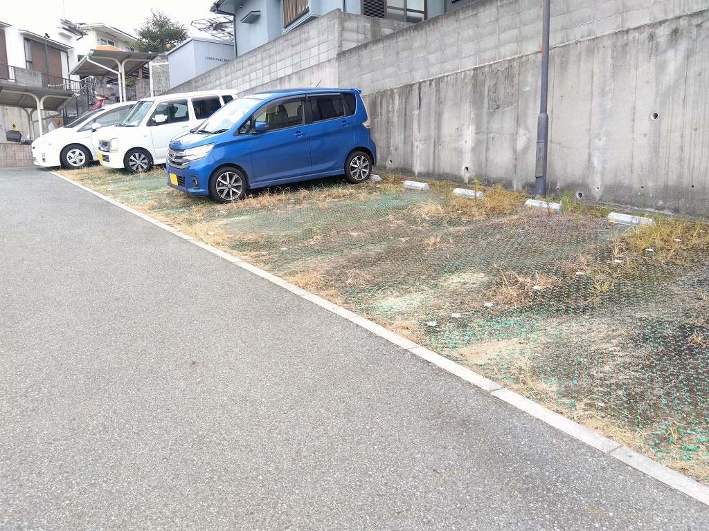 ディアベルジュⅡ(46797)の外観・駐車場イメージ2枚目