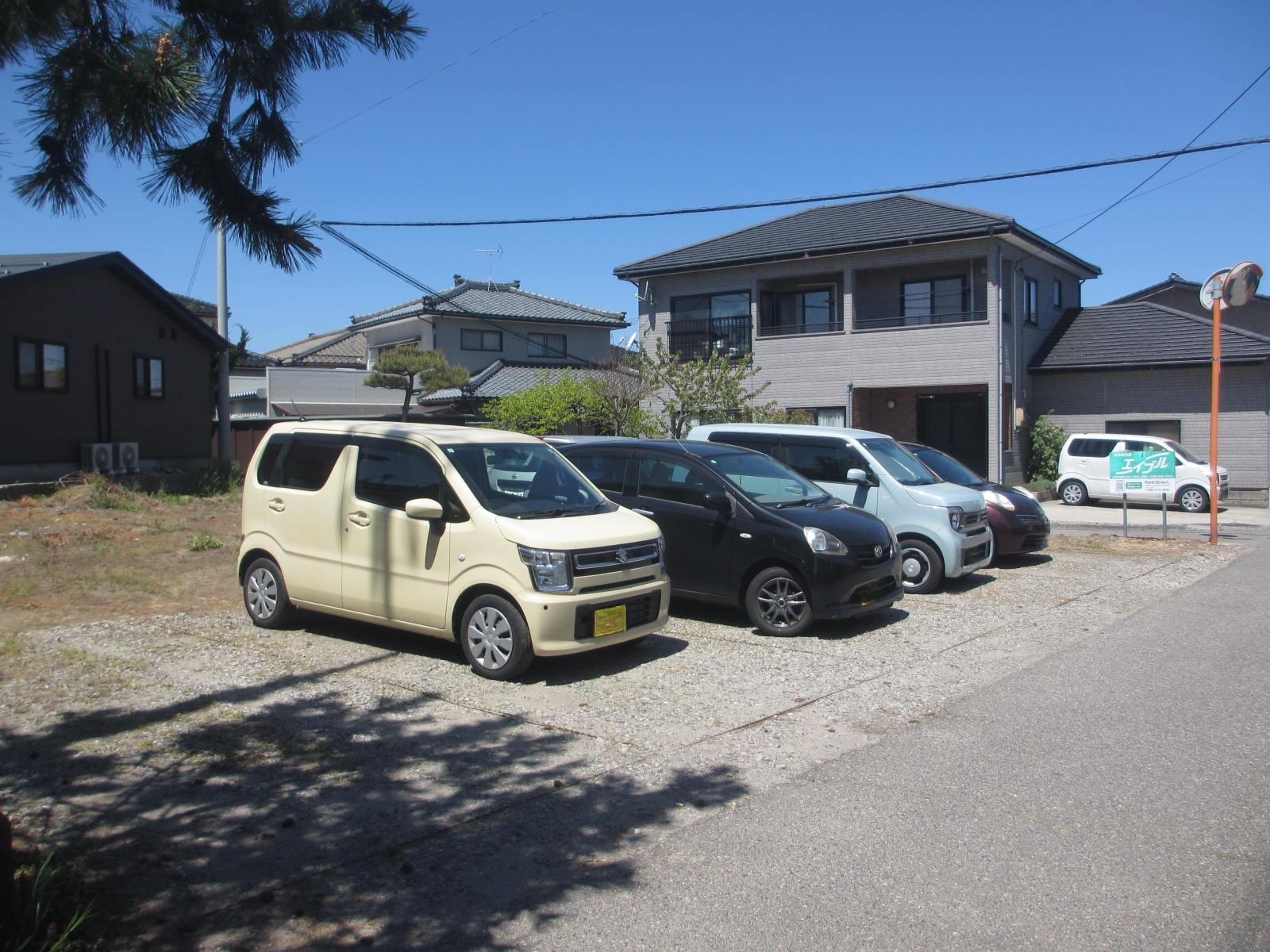第66駐車場の外観・駐車場イメージ2枚目