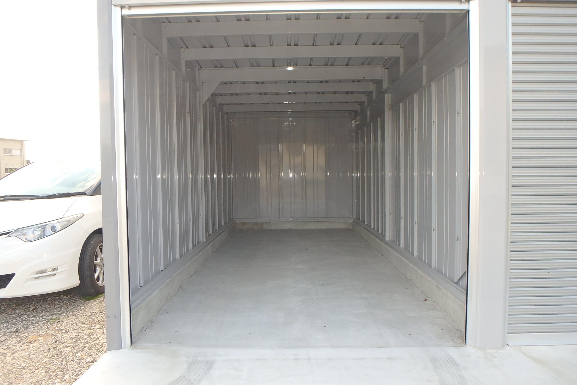 TAROガレージの外観・駐車場イメージ3枚目