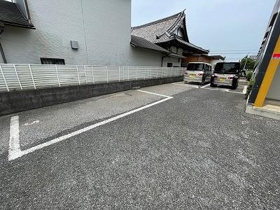 ＭｏｒｎｉｎｇＧｌｏｗ(12421)の外観・駐車場イメージ1枚目