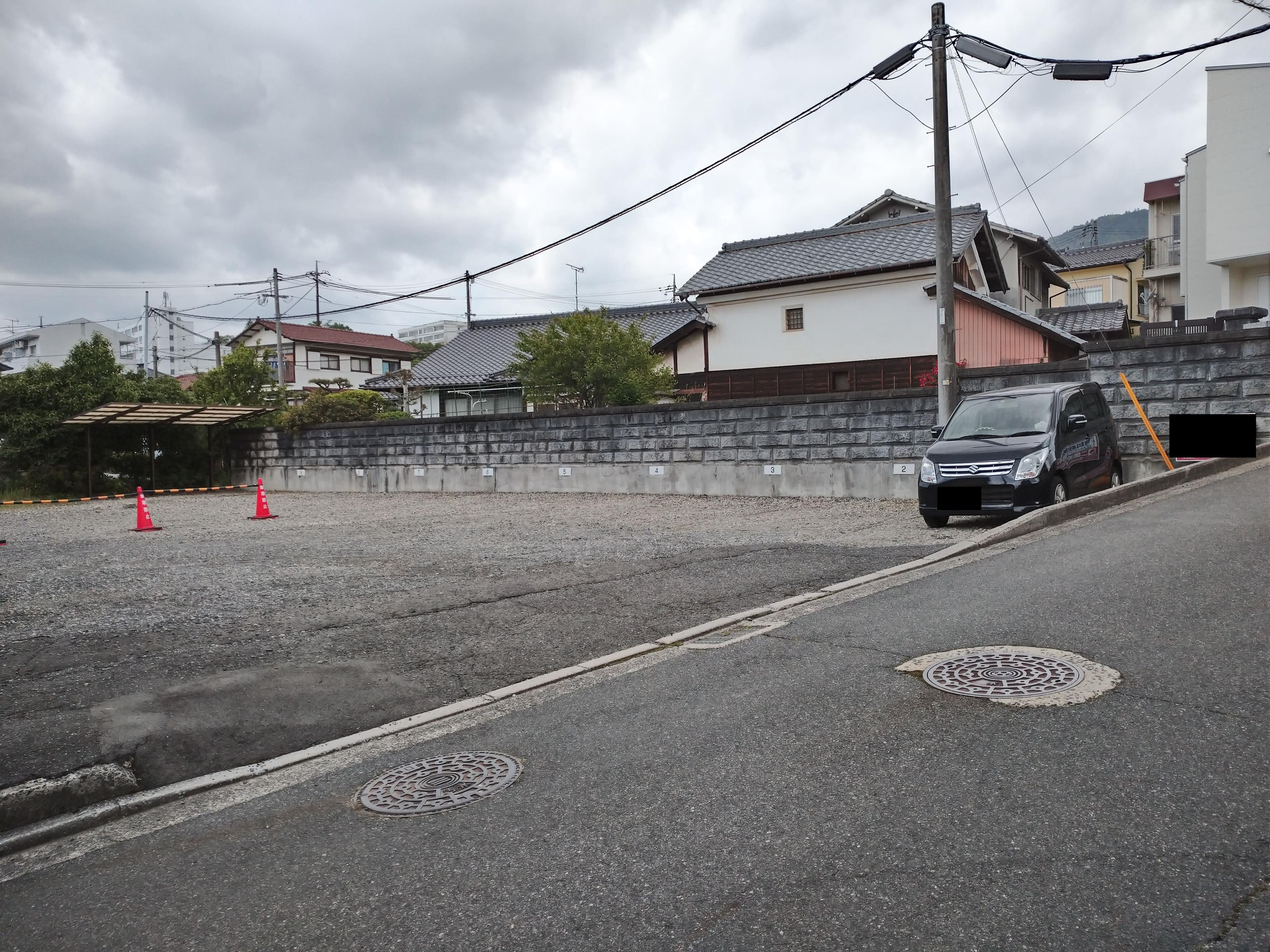 三宅４丁目ガレージの外観・駐車場イメージ1枚目