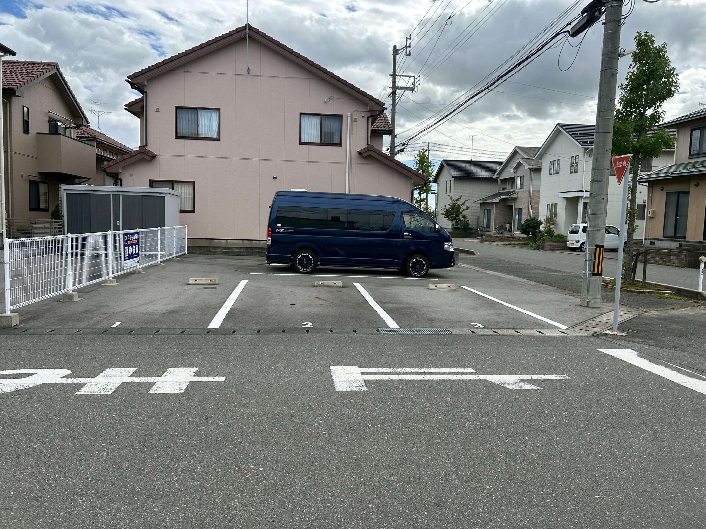 80.古川月極駐車場の外観・駐車場イメージ3枚目
