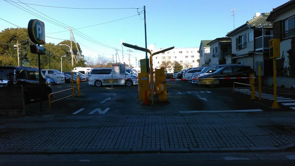 羽村緑ヶ丘３丁目の外観・駐車場イメージ1枚目