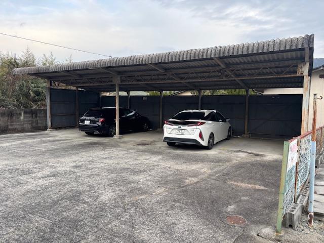 南月極駐車場の外観・駐車場イメージ3枚目