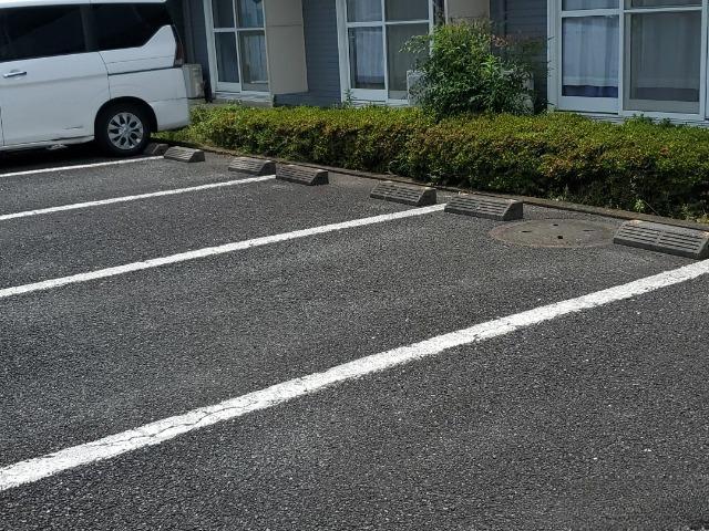 ベルヴィル湘南(13355)の外観・駐車場イメージ1枚目
