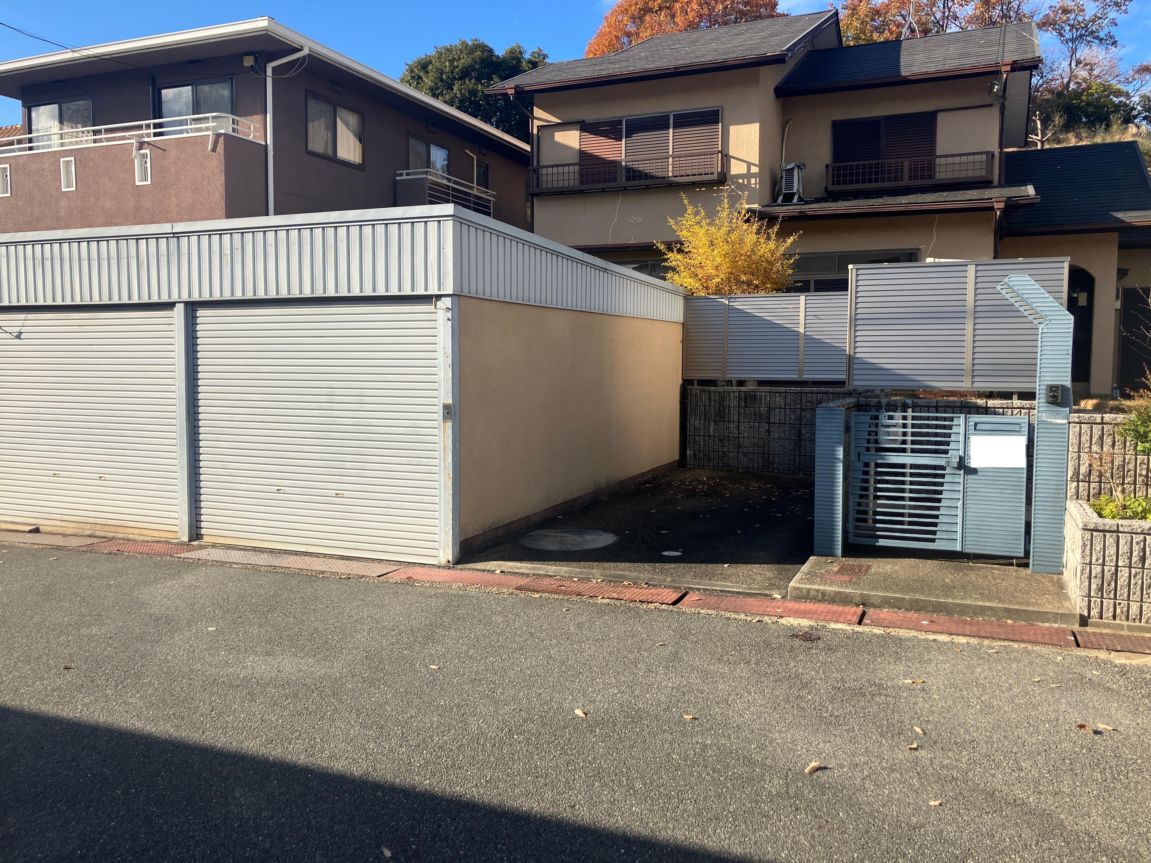 妙見東2丁目戸建付属駐車場の外観・駐車場イメージ1枚目