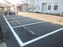 メゾネット旭の駐車場