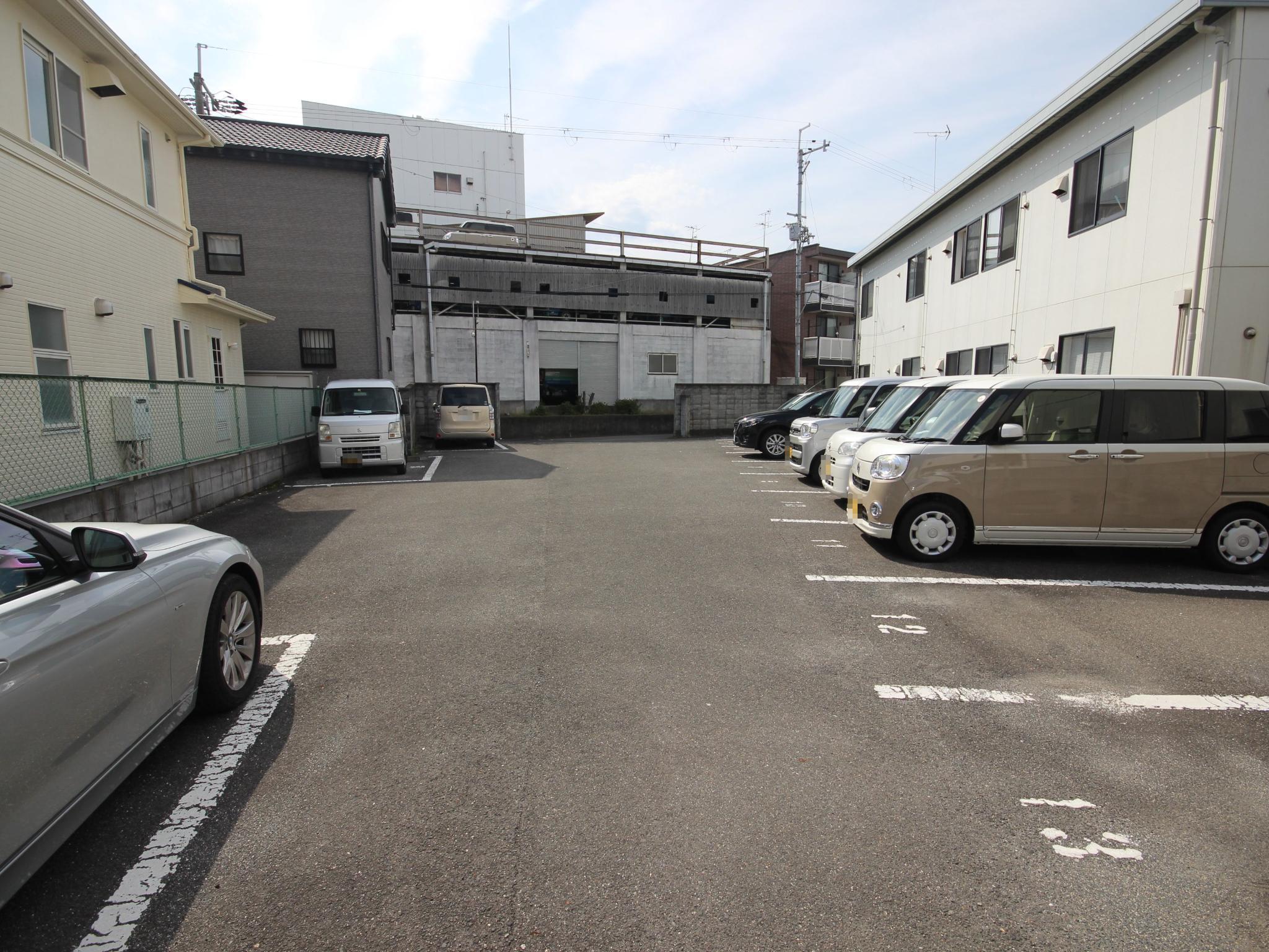 治京第2モータープールの外観・駐車場イメージ3枚目