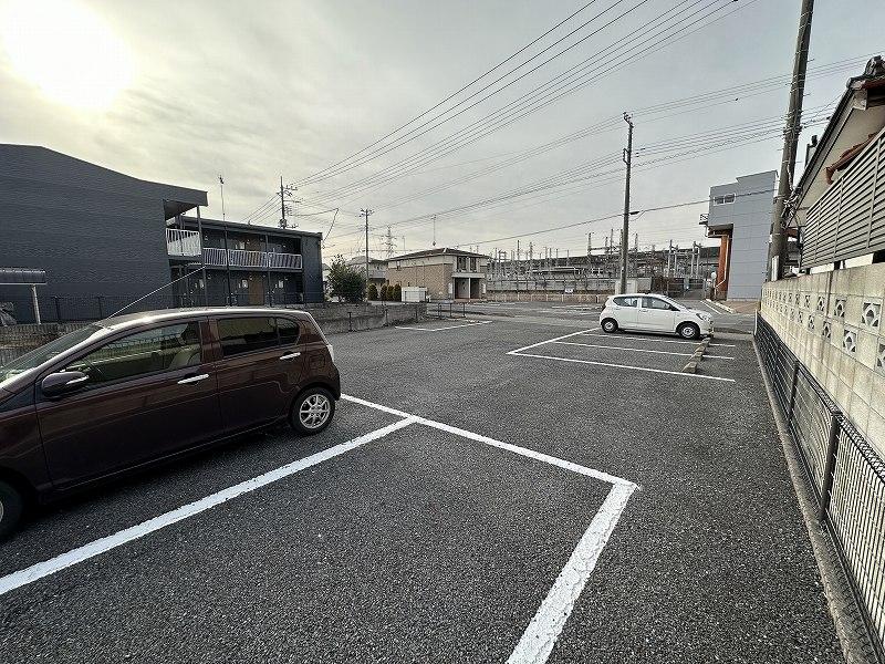 Ｃｈｒｉｓｔ(25371)の外観・駐車場イメージ2枚目