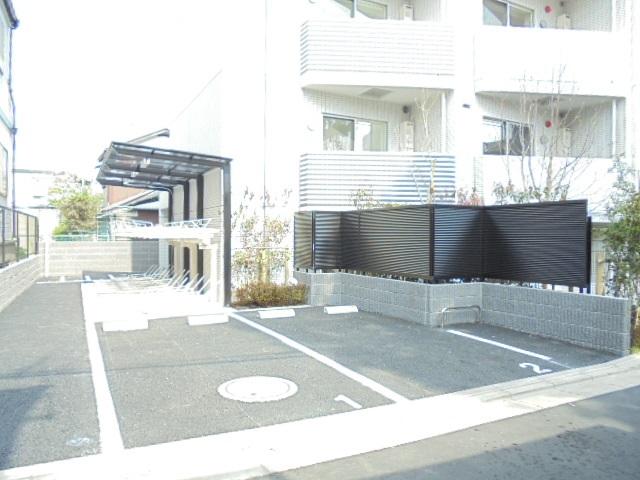 スカイコート世田谷代田橋の外観・駐車場イメージ1枚目