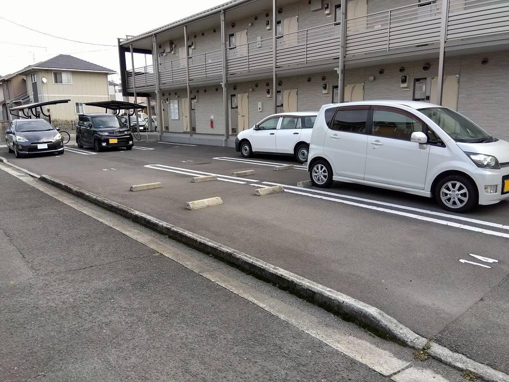 クレイノメイプルハイム(55891)の外観・駐車場イメージ2枚目
