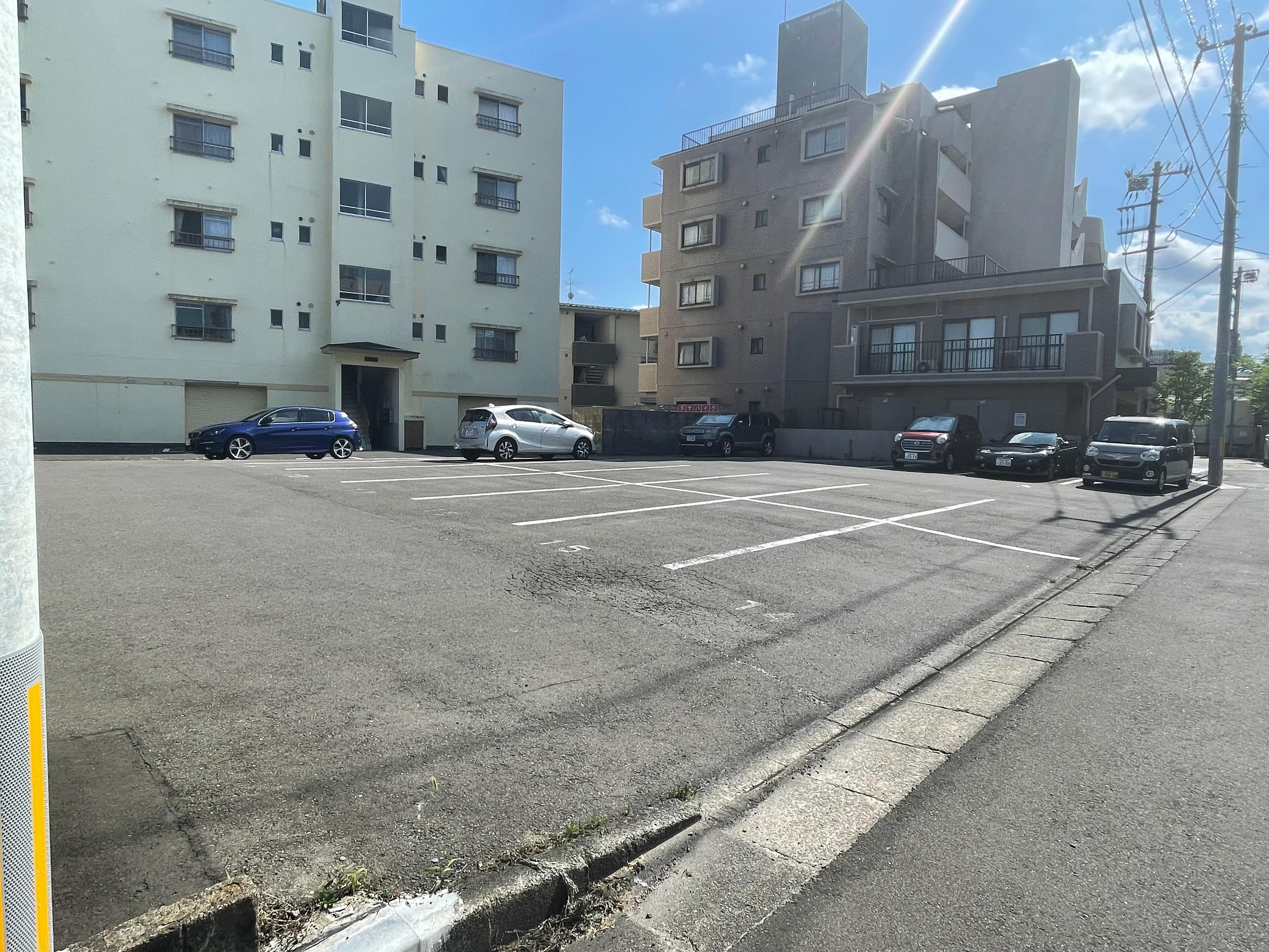恵田駐車場の外観・駐車場イメージ2枚目
