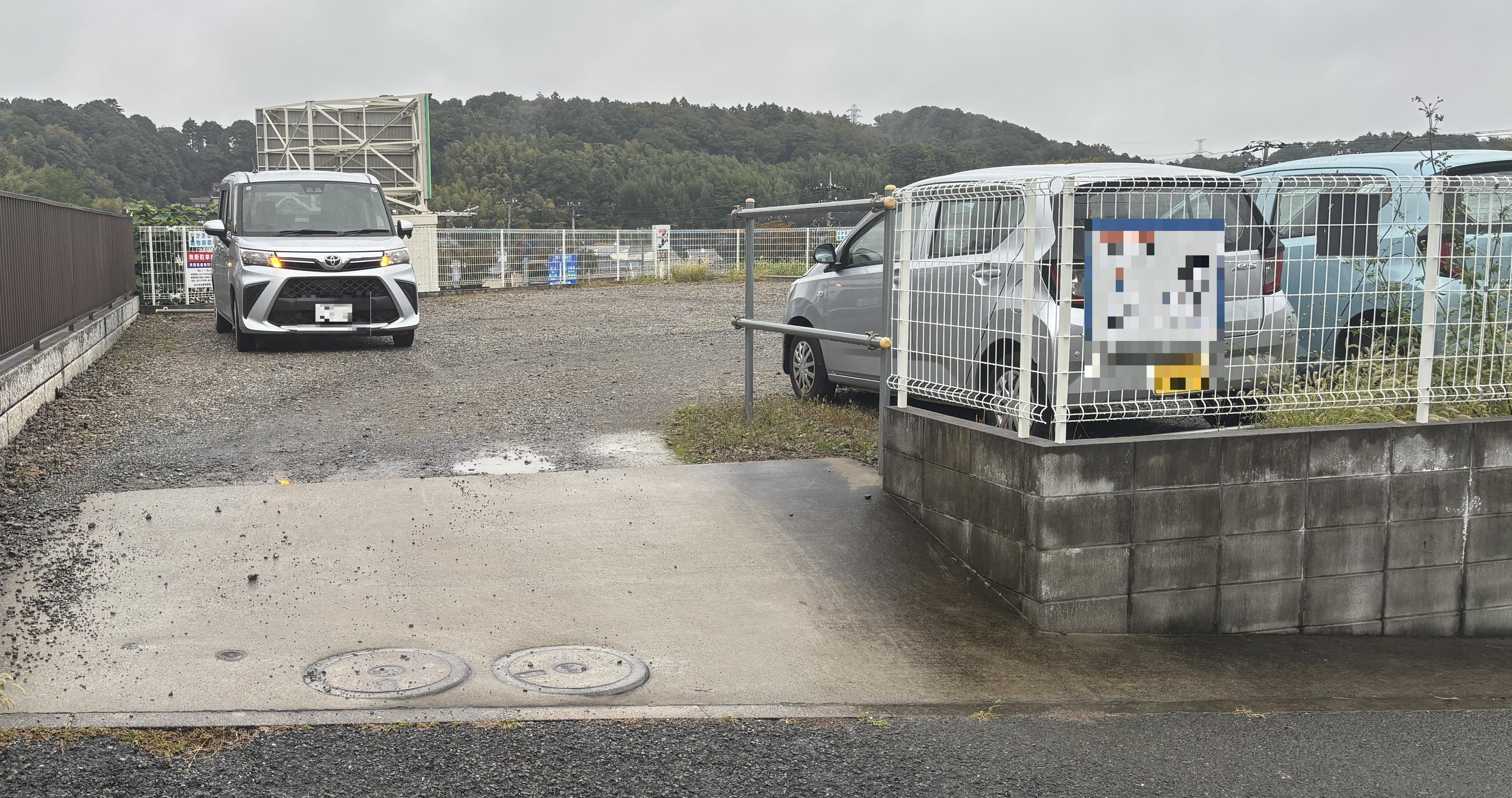 岡津パーキングの外観・駐車場イメージ1枚目