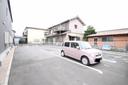 Ｇｒａｎｄ Ｃｈａｒｉｏ 美法の駐車場
