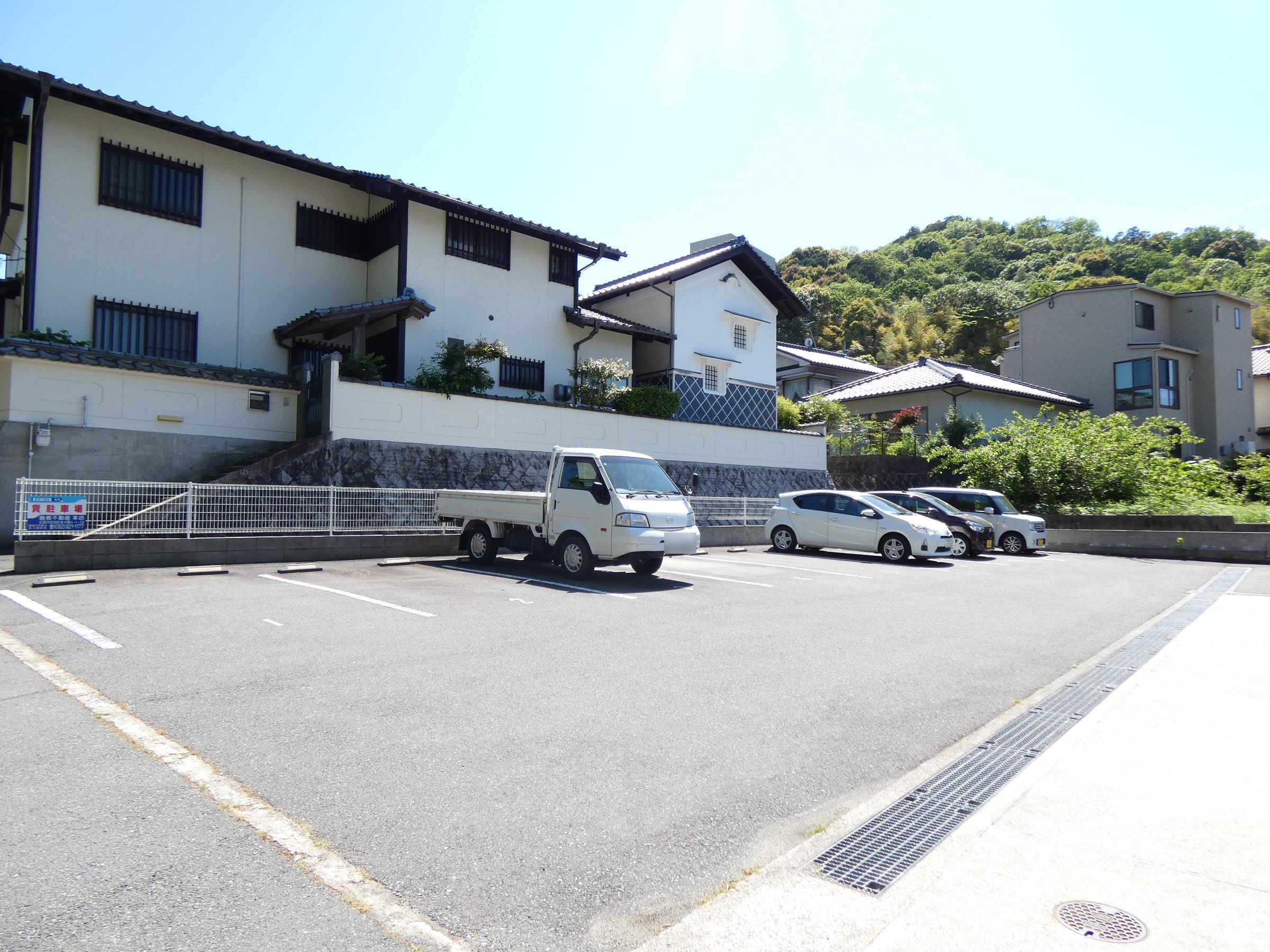 橋本駐車場の外観・駐車場イメージ1枚目