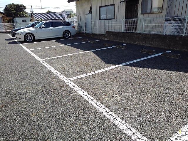 深沢２丁目(30986)の外観・駐車場イメージ1枚目