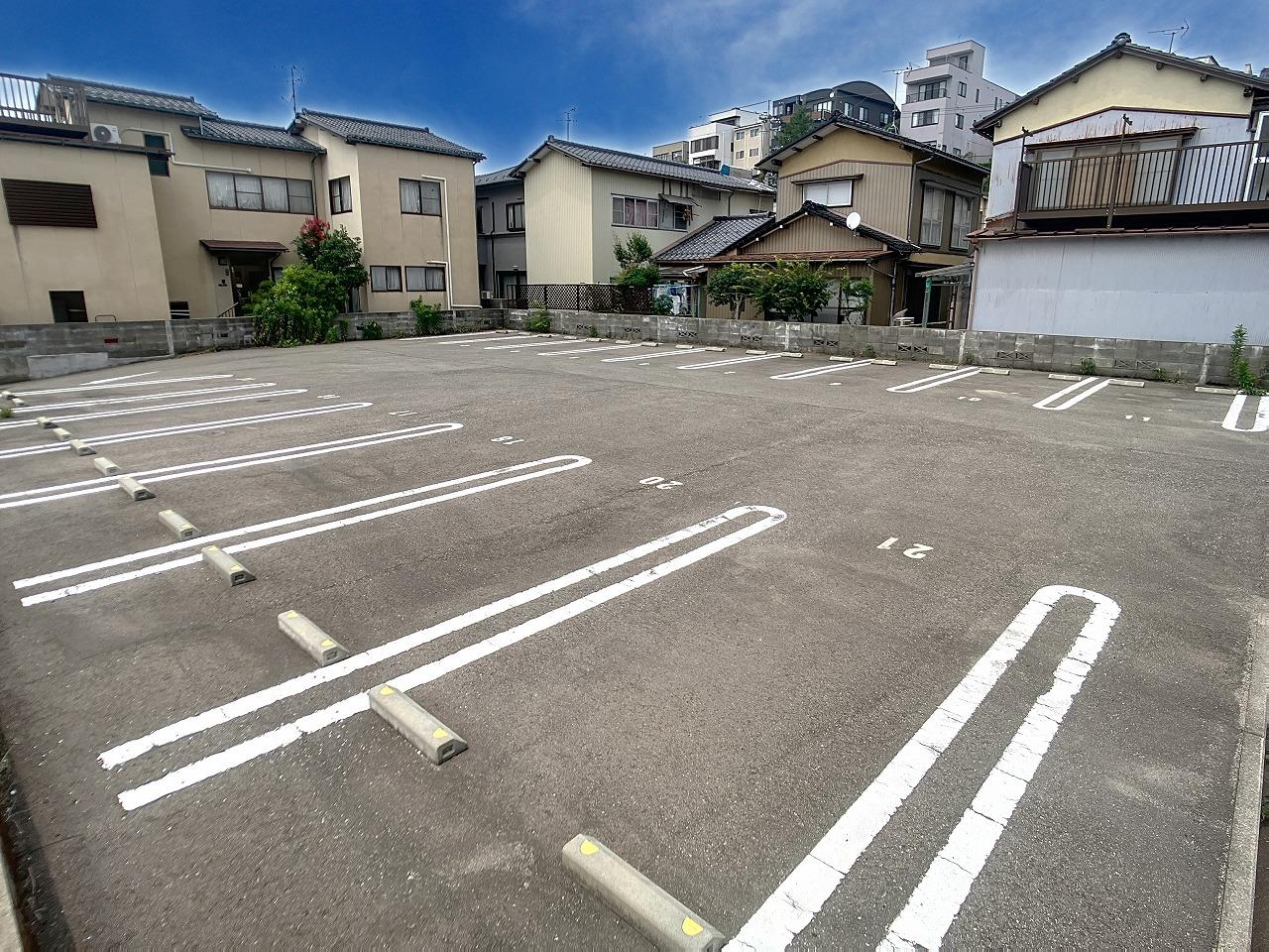 さの駐車場の外観・駐車場イメージ3枚目