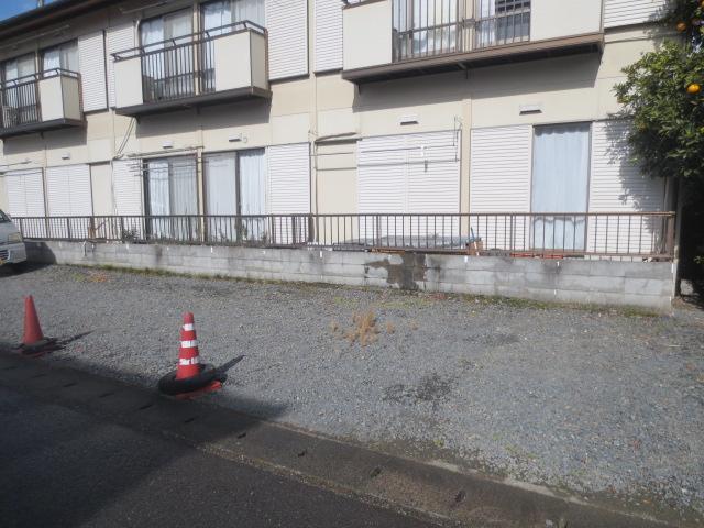 サンハイツ岩倉Aの外観・駐車場イメージ1枚目