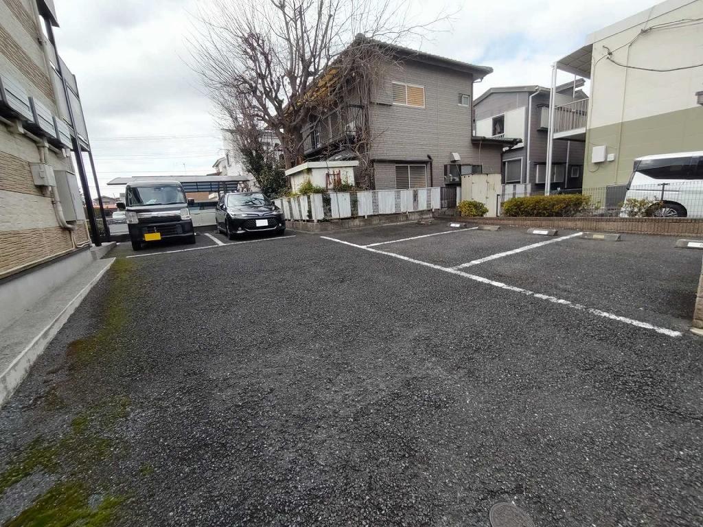 Ｓｉｒ　Ｈｏｕｓｅ(24780)の外観・駐車場イメージ1枚目