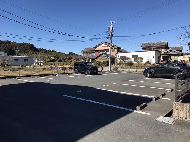 クレシア(40414)の外観・駐車場イメージ1枚目