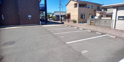 中之島(54366)の外観・駐車場イメージ1枚目