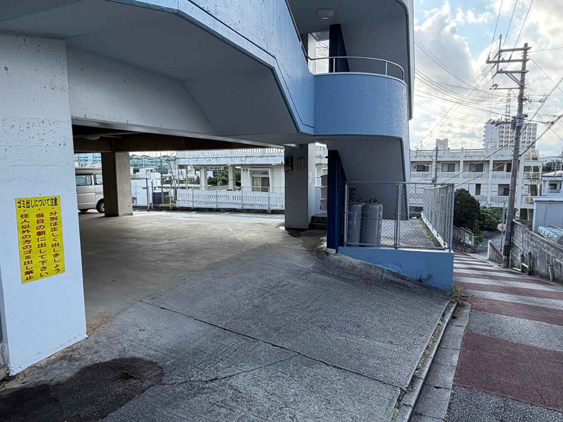 池原第一ビルの外観・駐車場イメージ2枚目