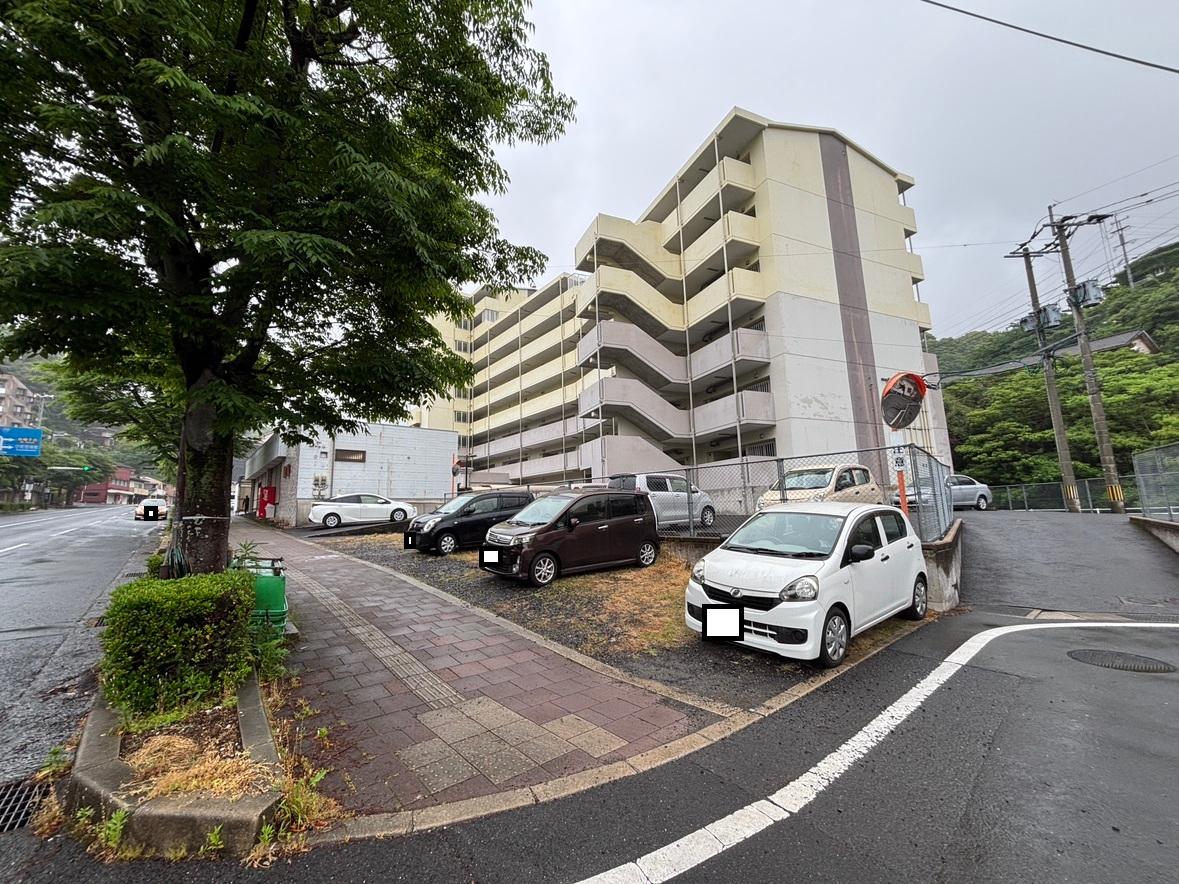 第百花園駐車場の外観・駐車場イメージ1枚目