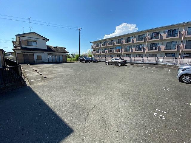 灯(33303)の外観・駐車場イメージ1枚目