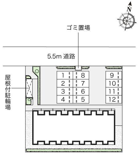 エストレーラ(53891)の駐車配置図