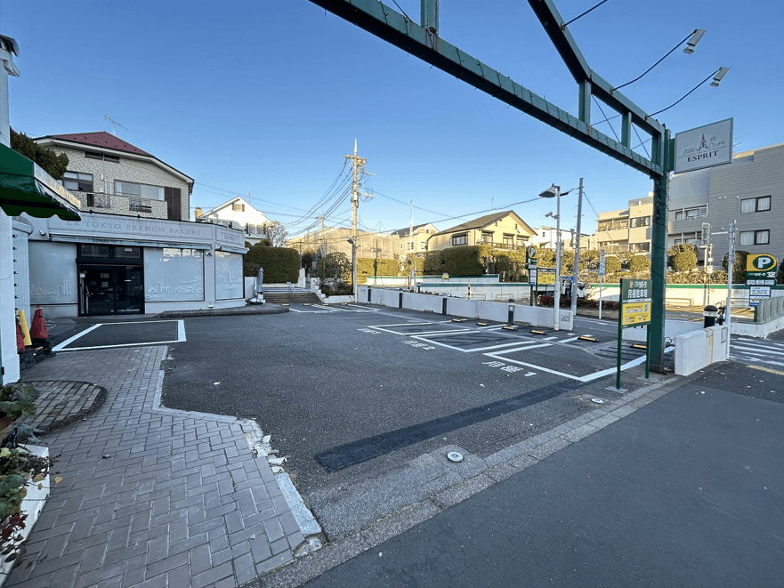 玉川田園調布２丁目第３の外観・駐車場イメージ1枚目