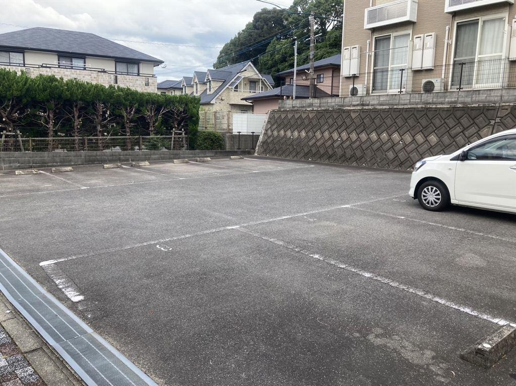 ＫＯＭＯＲＥＢＩ(41506)の外観・駐車場イメージ1枚目