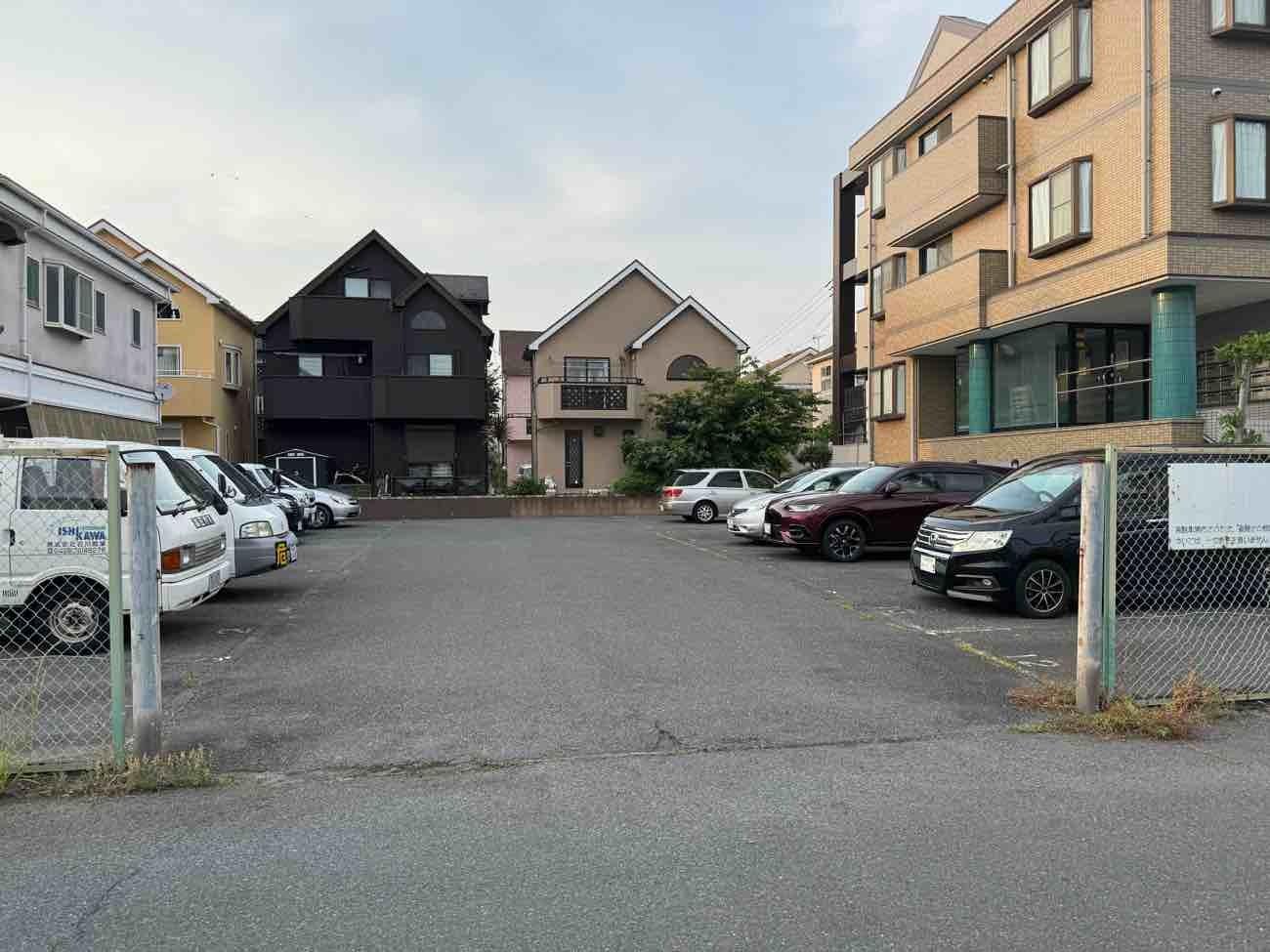 越谷吉岡駐車場の外観・駐車場イメージ2枚目