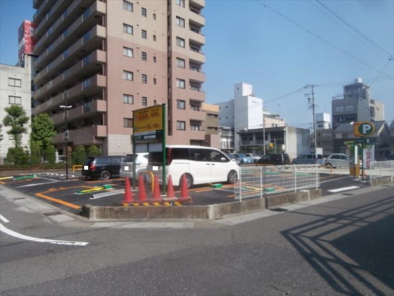 岐阜福住町２丁目の外観・駐車場イメージ1枚目
