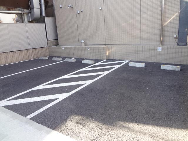 スカイコート板橋区役所前の外観・駐車場イメージ2枚目