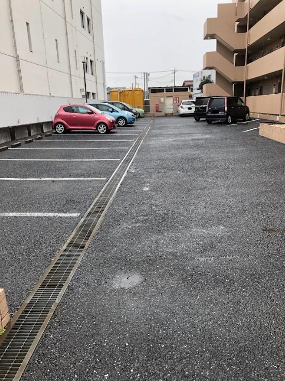 ベルクレール江戸川台の外観・駐車場イメージ2枚目