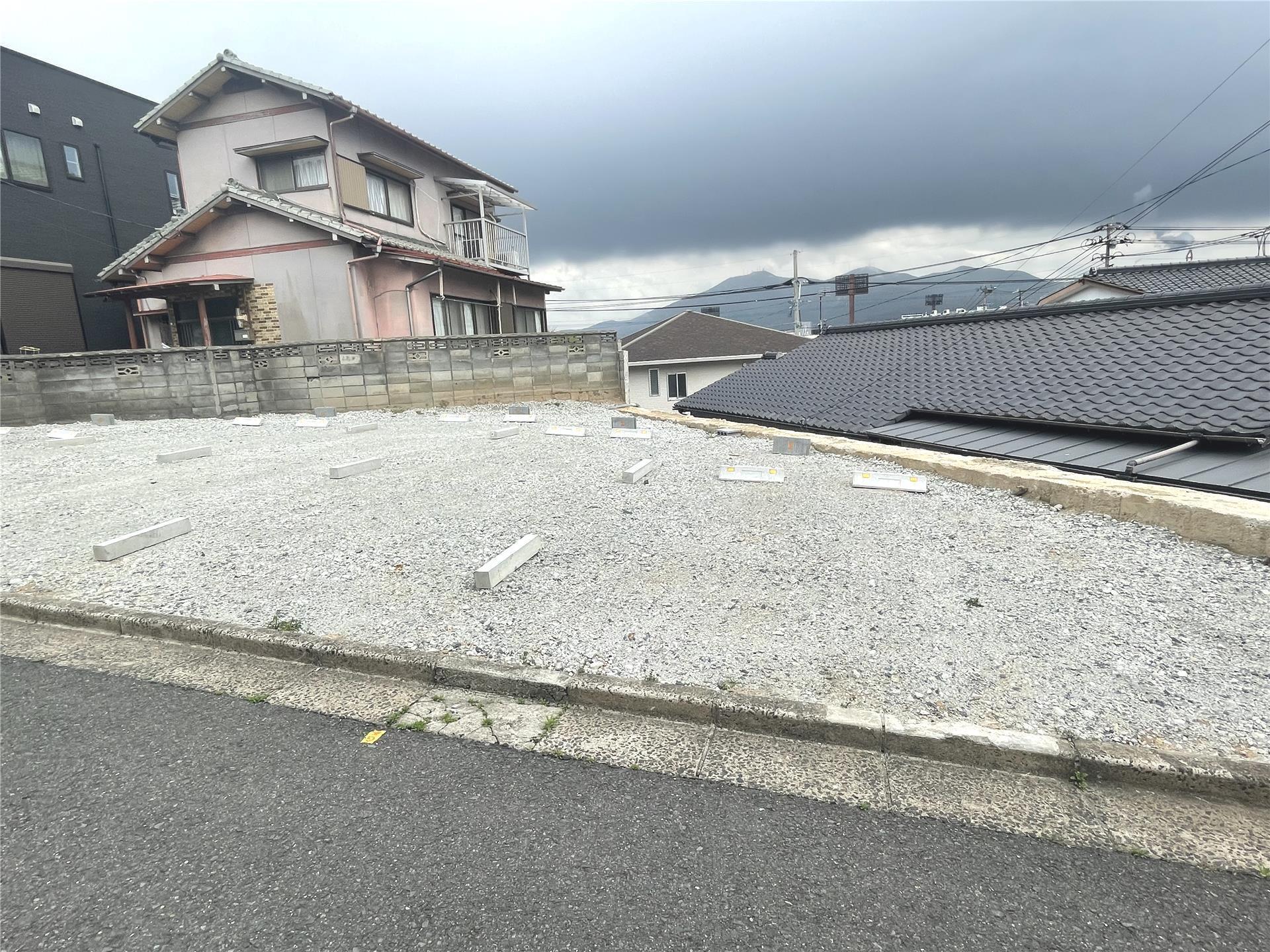 童子丸2丁目駐車場の外観・駐車場イメージ2枚目