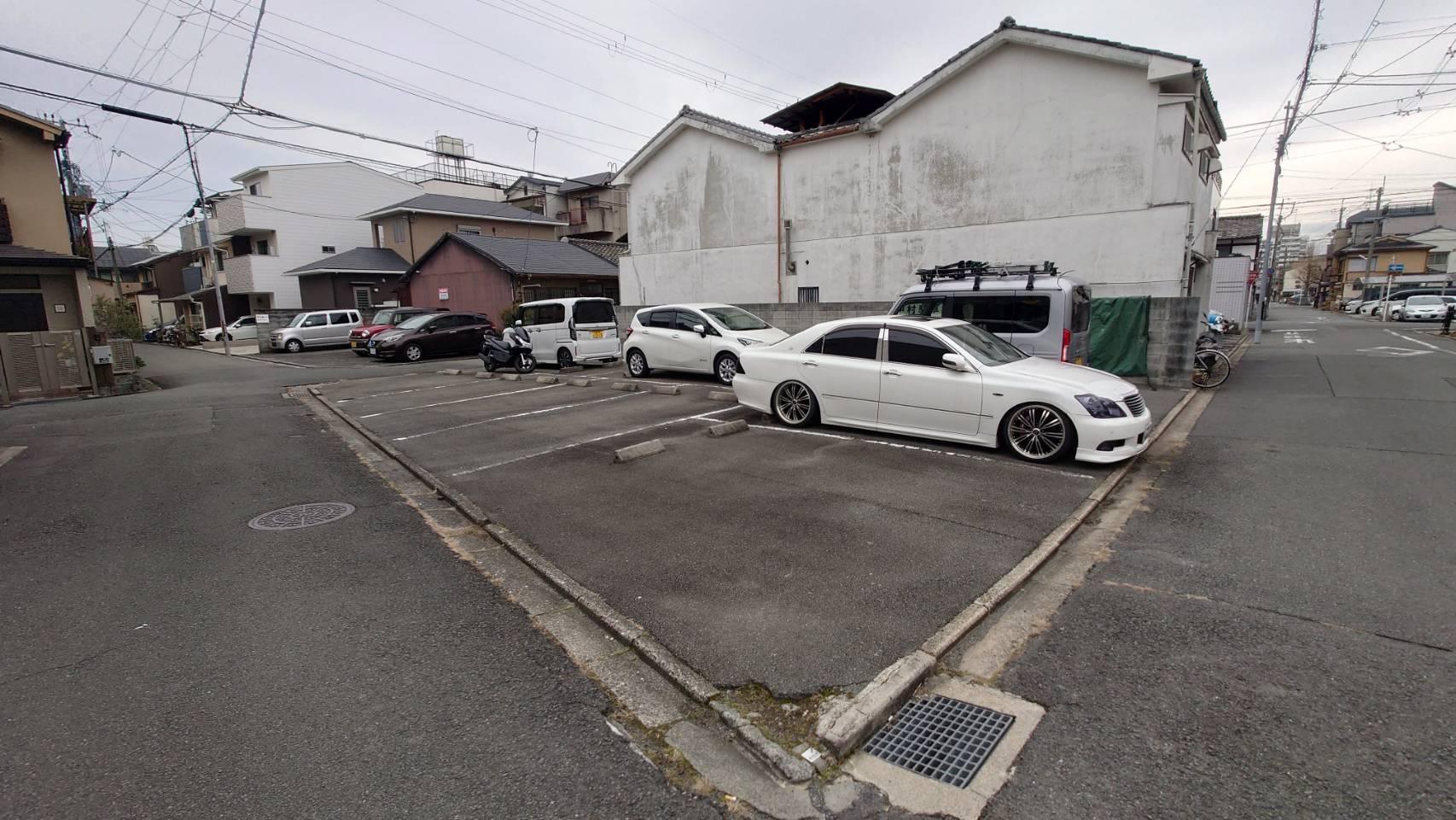 中村駐車場37の外観・駐車場イメージ1枚目