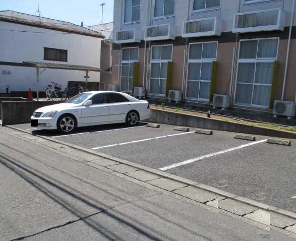 ルミエール(18315)の外観・駐車場イメージ1枚目