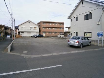 上田月極駐車場の外観・駐車場イメージ1枚目