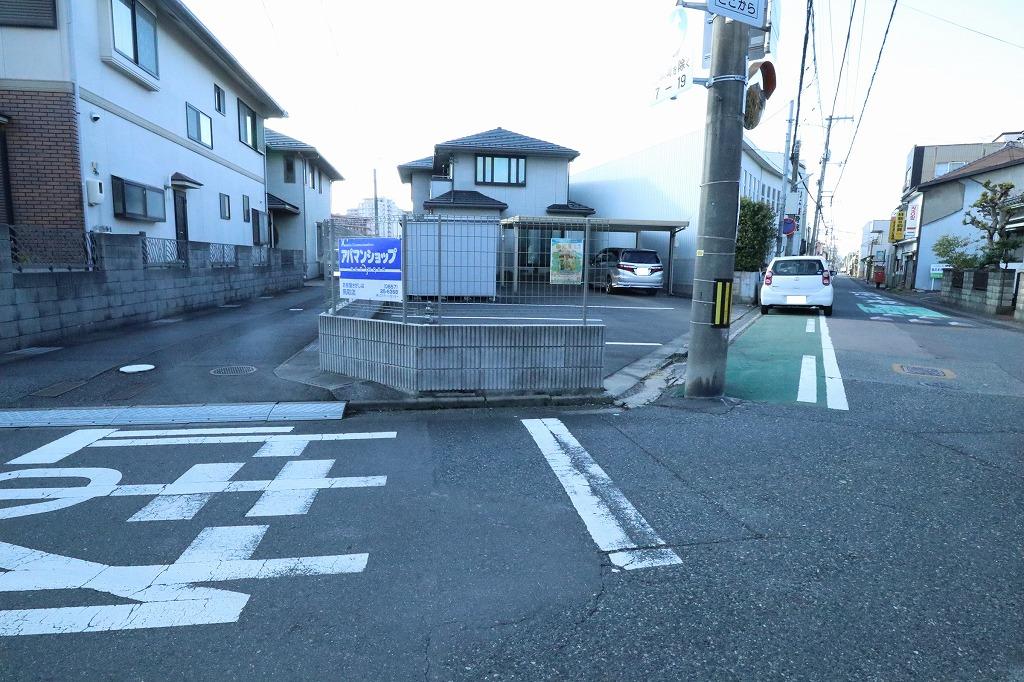 吉方温泉2丁目515-6駐車場の外観・駐車場イメージ3枚目