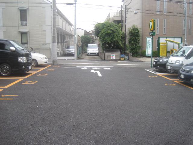 自由が丘１丁目第３の外観・駐車場イメージ2枚目