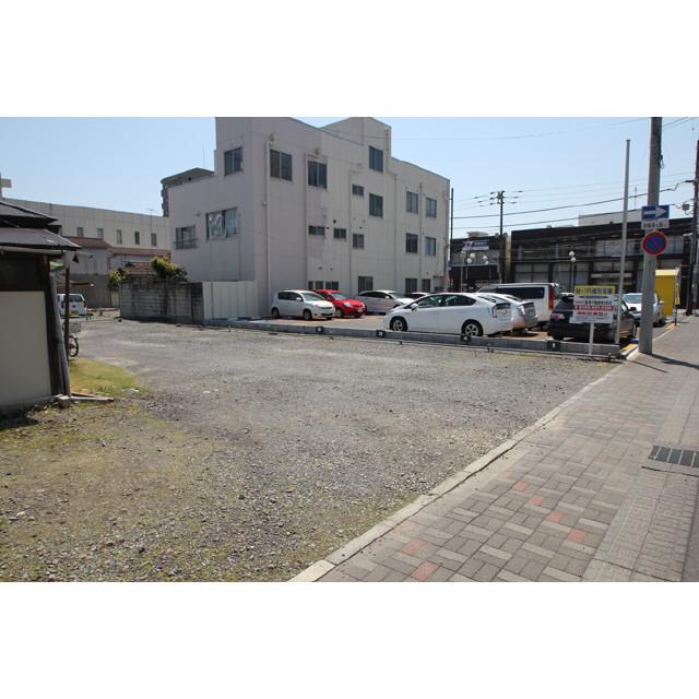 Ｍ－１月極駐車場の外観・駐車場イメージ3枚目