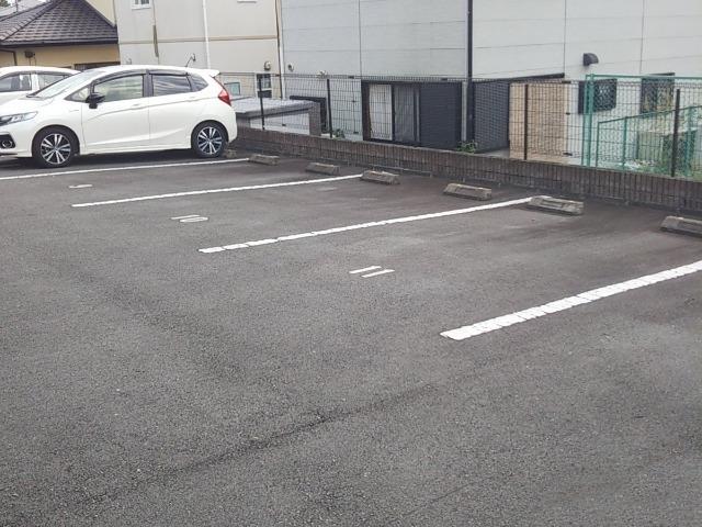 ベルシャトレ富士宮(39307)の外観・駐車場イメージ1枚目