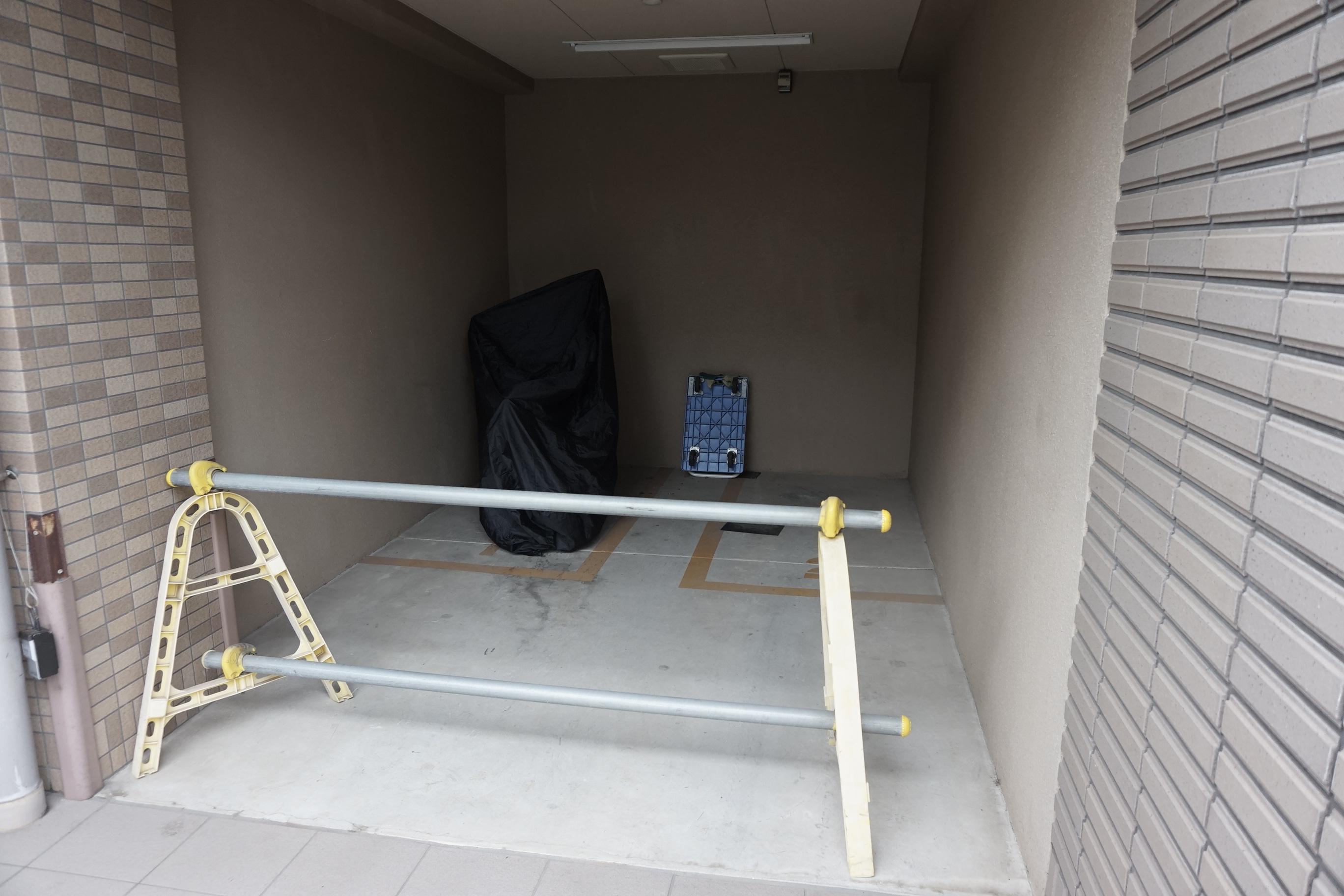エスタブロの外観・駐車場イメージ2枚目