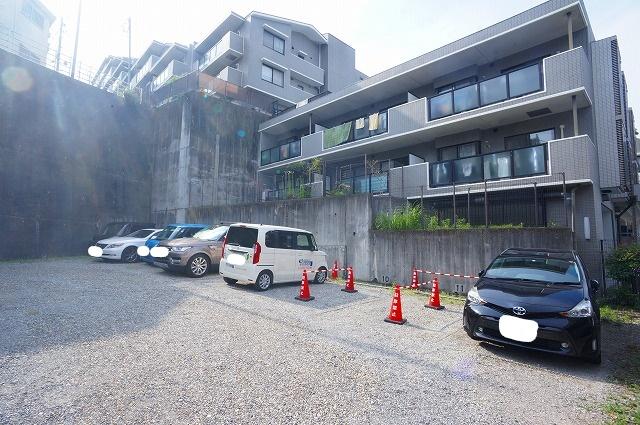 【961】高梨駐車場の外観・駐車場イメージ2枚目