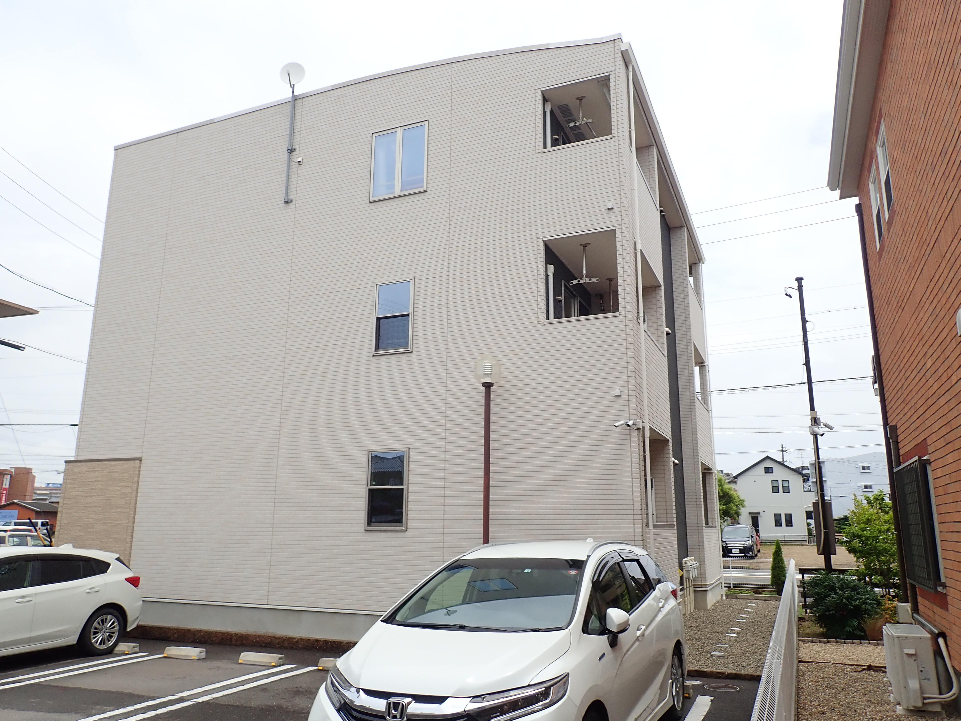 ライラック駐車場の外観・駐車場イメージ2枚目