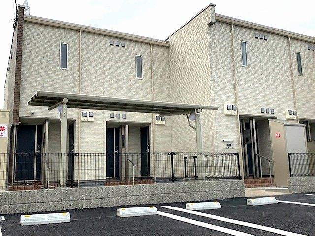 クレイノエスポワール(58383)の外観・駐車場イメージ1枚目